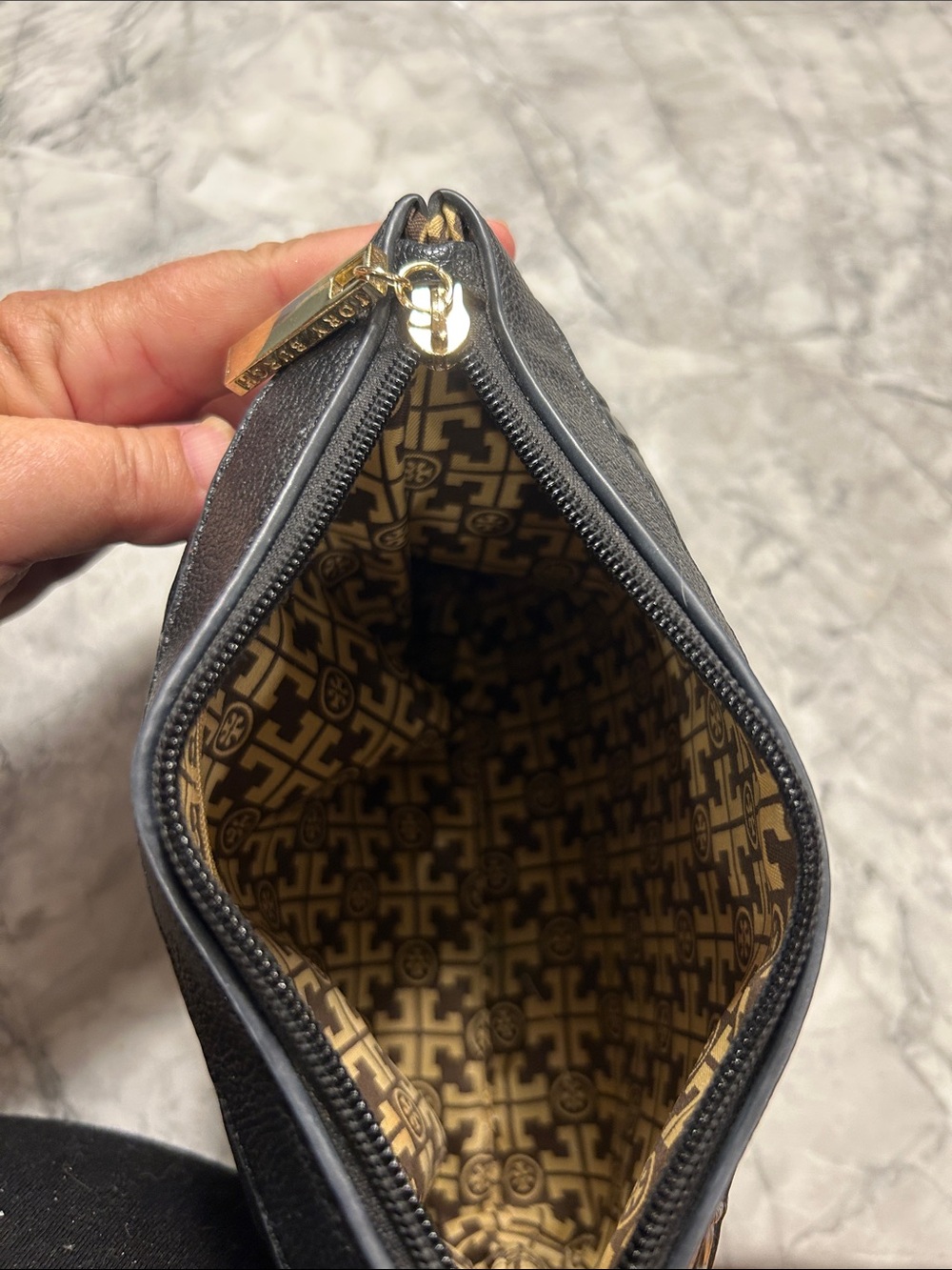 Tory Burch Black embossed leather Logo Pouch with Gold Tory Burch logo Accent. - Picture 6 of 12